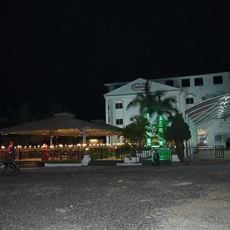 Hotel Chaitanya Lodging Supe Exterior photo